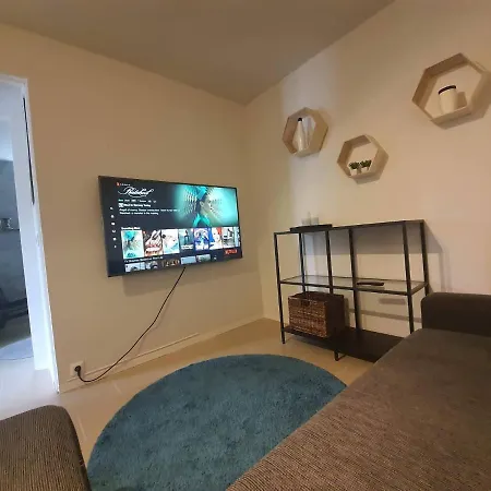 Downtown Berti Ap 3 - 2 Apartment *